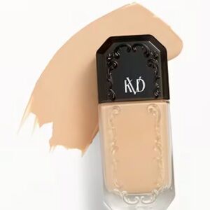 Kat Von D serum foundation light 012